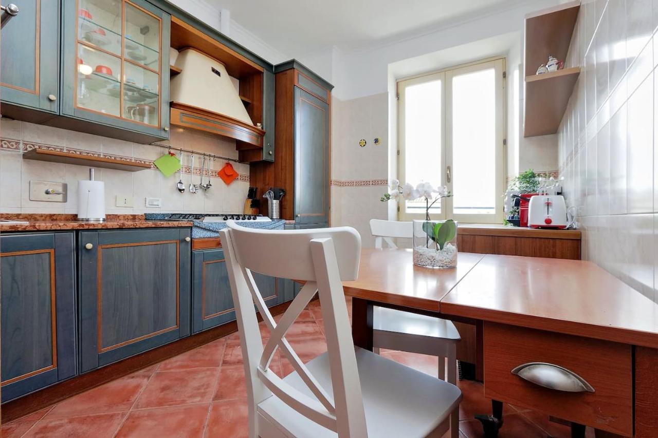 Colosseo Sunset Apartment Rom Exterior foto